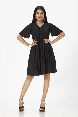 Black printed crepe short-dresses 1