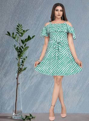Green printed crepe short-dresses 1