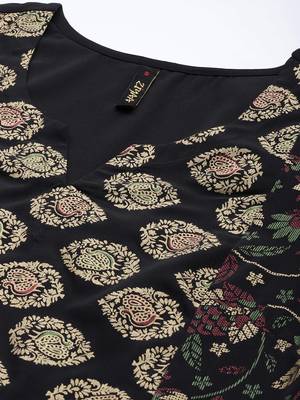 Black printed crepe kurta sets 4