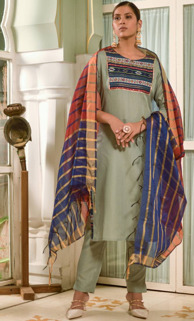 Gruhnaree Grey Floral Yoke Design A-Line Kurta with Trousers with Duppta