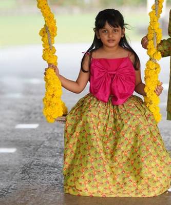 CHARTREUSE BANARASI SKIRT 1