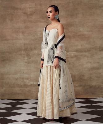 Ivory lehenga set 2