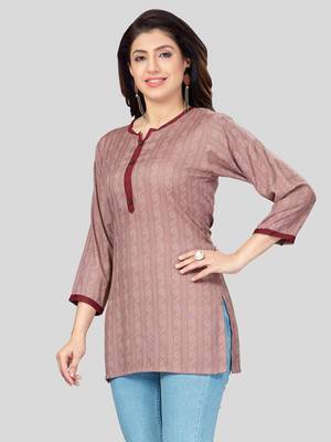 Pink woven rayon short-kurtis 4