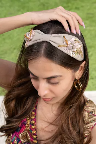 Nude Headband With 3d Embroidery