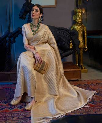 White Golden Soft Silk Blend Saree With Blouse 1