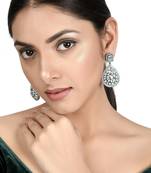 Green zircon earrings