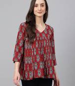 Trendy Short Kurti In Maroon Colour Cotton Fabric With Floral Printed Texture