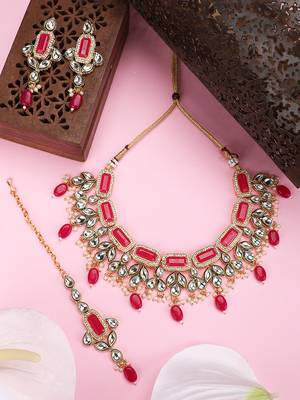 Styylo Fashion Geometric Shape Traditional Rose Pink Kundan and Beads Necklace Earring And Maangtika 1