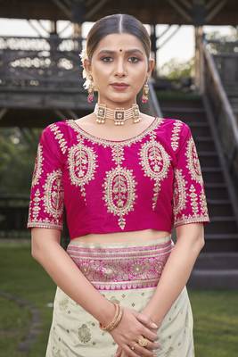 Pink & Cream Banarasi Silk Zari Woven Designer Wedding Saree with Blouse 4