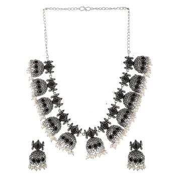 Black necklace-sets 4