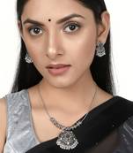 Silver crystal necklace-sets