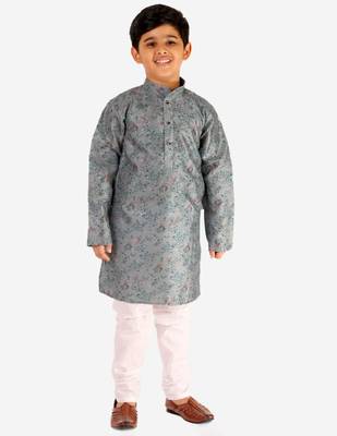Grey Stripes SIlk Jacquard Kurta Pajama Set // Traditional Wear 3