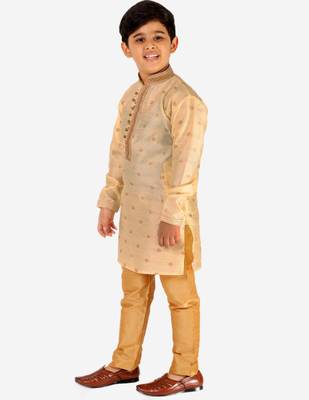 Gold Stripes SIlk Jacquard Kurta Pajama Set // Traditional Wear 3