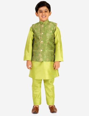 Green Stripes SIlk Jacquard Kurta Pajama Set // Traditional Wear 1