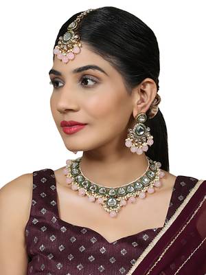 Styylo Fashion Kundan Gold plated Traditional Brass Pink Bead Jewellery set with Earring Maangtika 4
