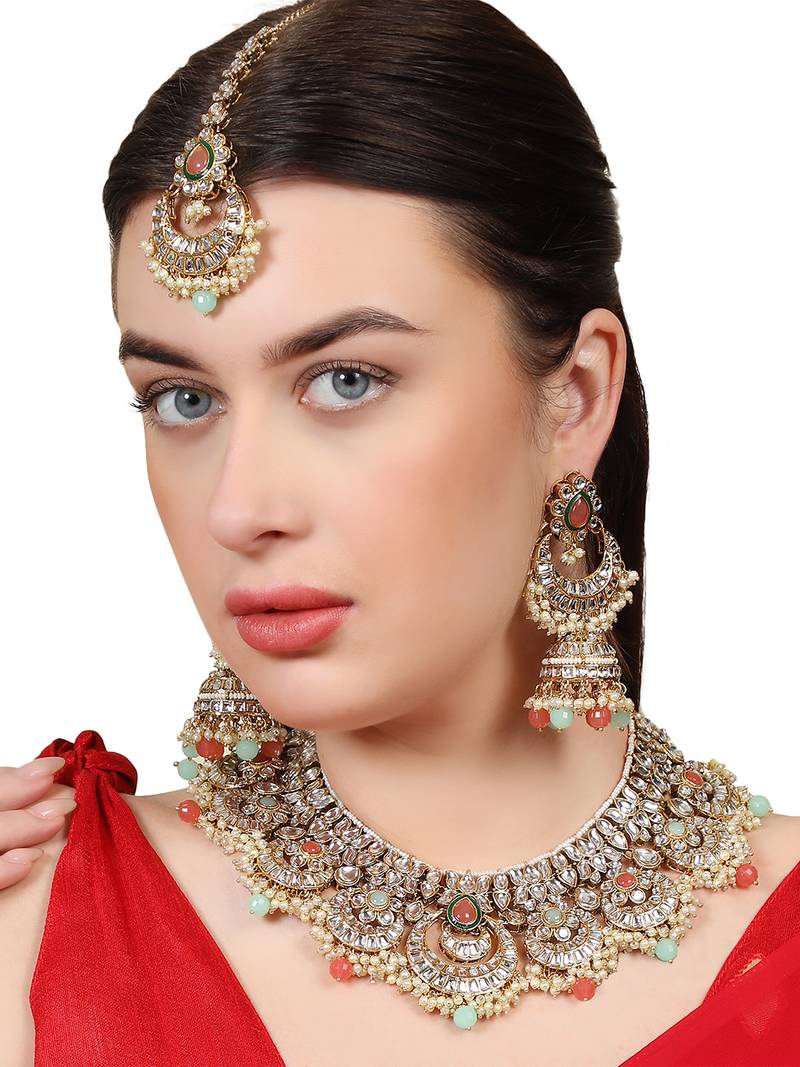 Styylo Fashion Traditional Gold Plated Kundan Stone With Multi Beads Necklace With earring Maangtika