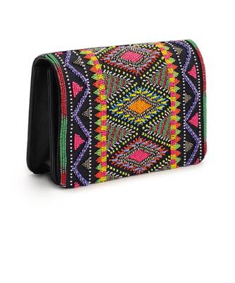 Beaded hawaii clutch 3