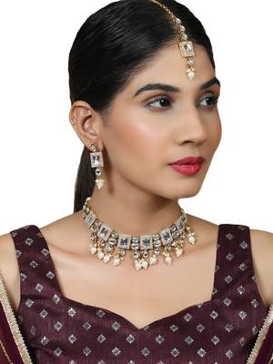 Styylo Fashion Kundan Gold Tone White Stone Studded Choker Necklace With Earring Maangtika 2