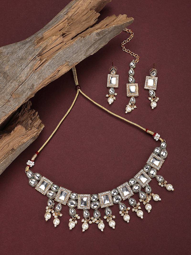 Styylo Fashion Kundan Gold Tone White Stone Studded Choker Necklace With Earring Maangtika