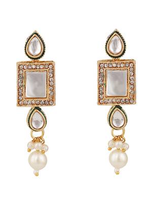 Styylo Fashion Kundan Gold Tone White Stone Studded Choker Necklace With Earring Maangtika 5