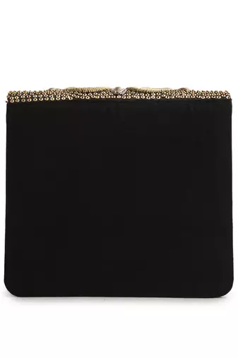 Black Divaa clutch