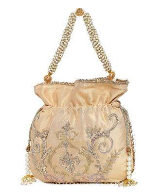 Dreamy golden potli 1