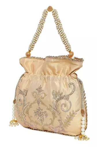 Dreamy golden potli
