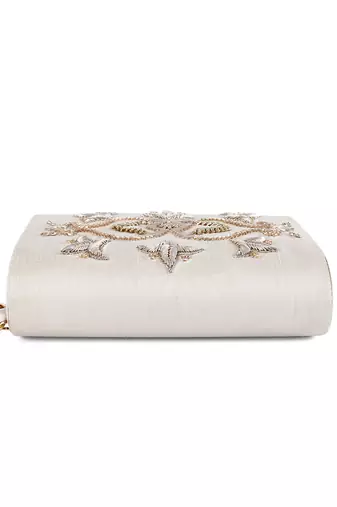 Peech Motif clutch