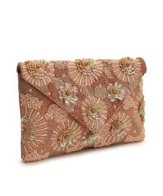 Peechy Noon clutch 3