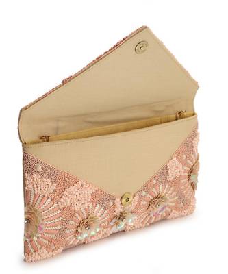 Peechy Noon clutch 5