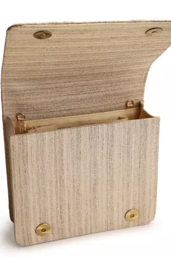 Rosehara clutch