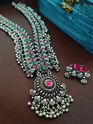 Silver necklaces 1