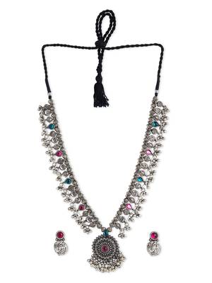 Silver necklaces 3
