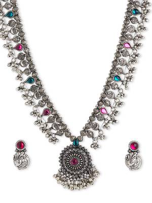 Silver necklaces 4