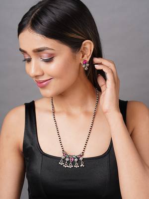 Black necklaces 2