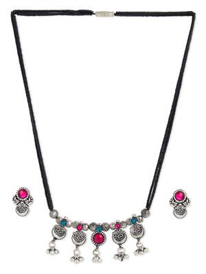 Black necklaces 3