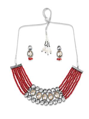 Red necklaces 3