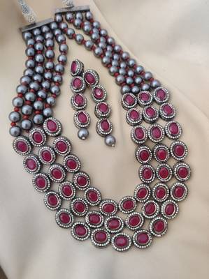 Maroon necklaces 1