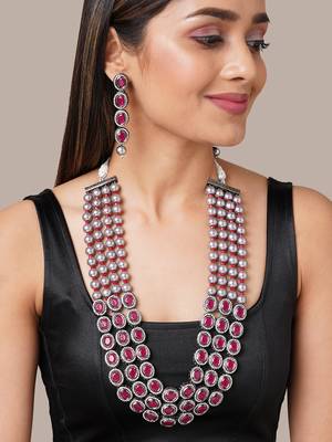 Maroon necklaces 2
