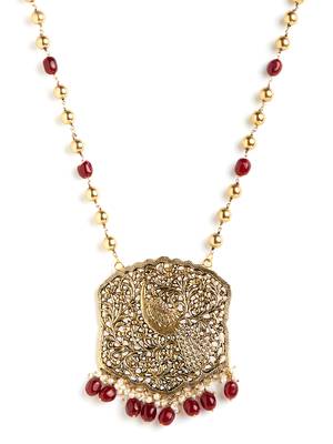 Red necklaces 4