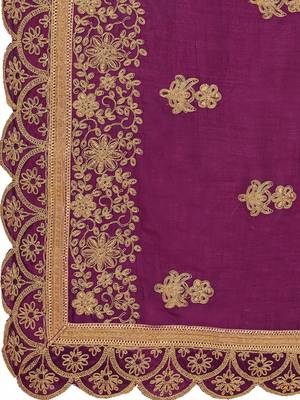 Purple Embroidered Silk Blend Saree. 5