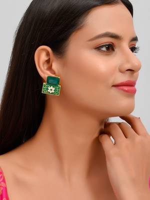 Green earrings 2