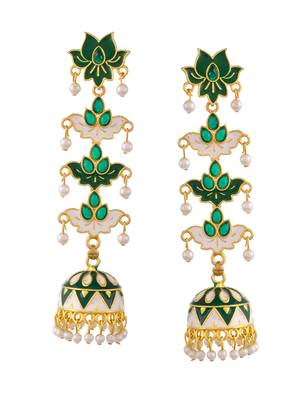 Green earrings 3