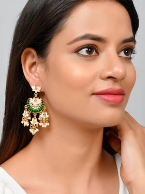 Green earrings 2