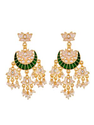 Green earrings 3