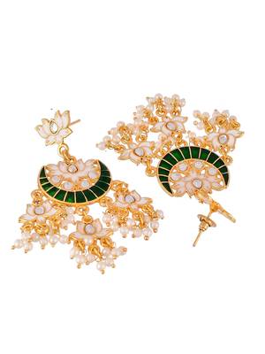Green earrings 4
