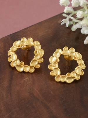 Gold earrings 1