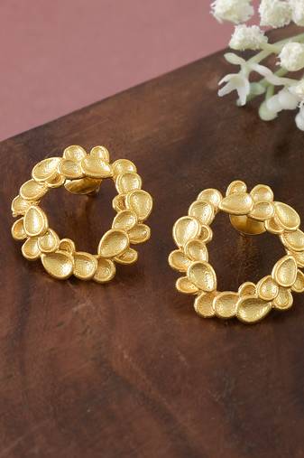 Gold earrings