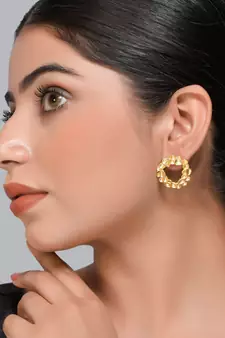 Gold earrings