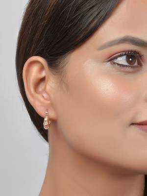 Gold earrings 2